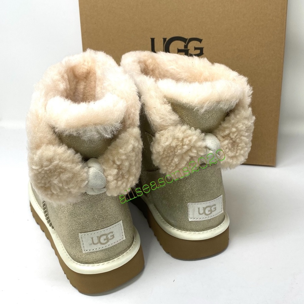 💥MEGA SALE!💥UGG  Women’s Boots Arielle Sparkle Boot Fur Gold Size 6 1112090 - Picture 10 of 11